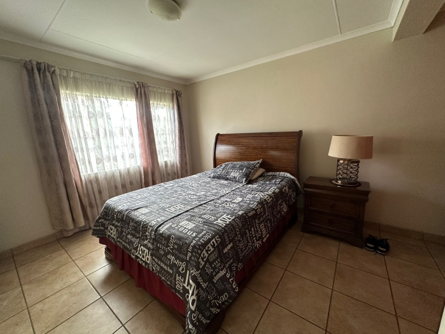 3 Bedroom Property for Sale in Waterkloof East North West